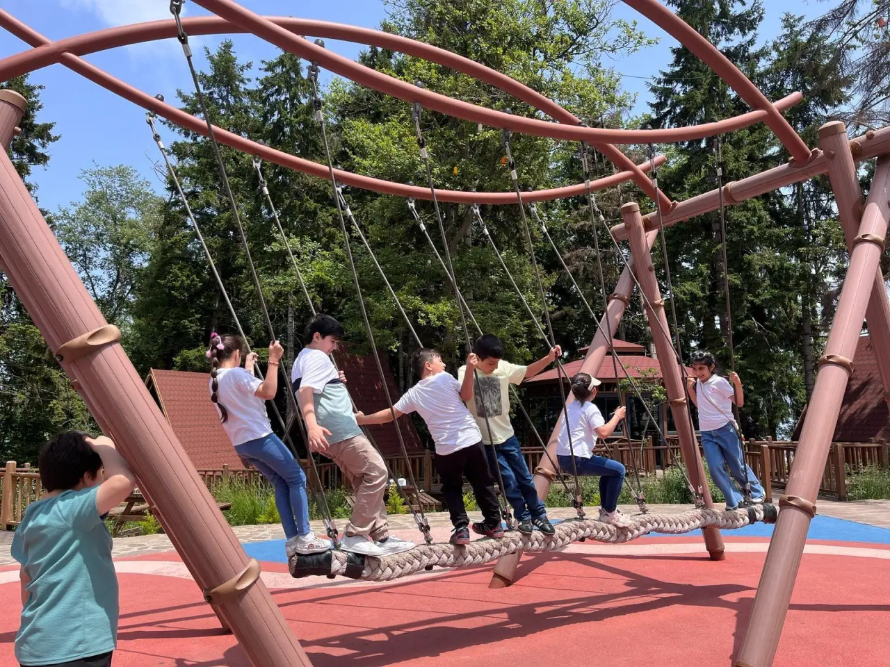 Torul’da Kitap Okuyan Öğrencilere Ödül ve Gezi Sürprizi 1