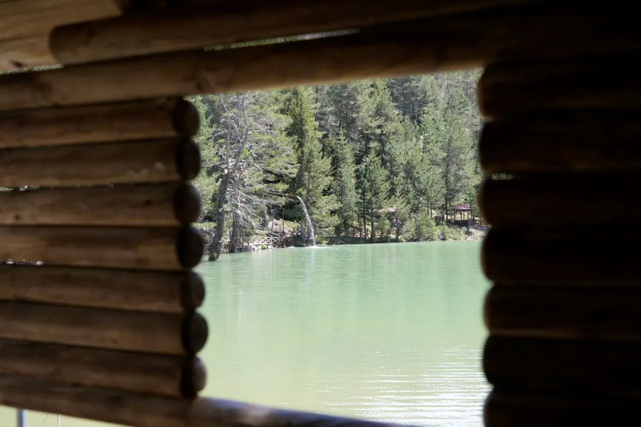 Zigana'nın saklı incisi Limni Gölü misafirlerini bekliyor 1