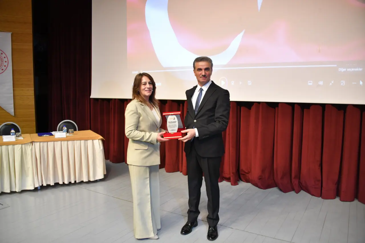 Gümüşhane’de Müzeler Günü Panel ve Sergiyle Kutlandı 2