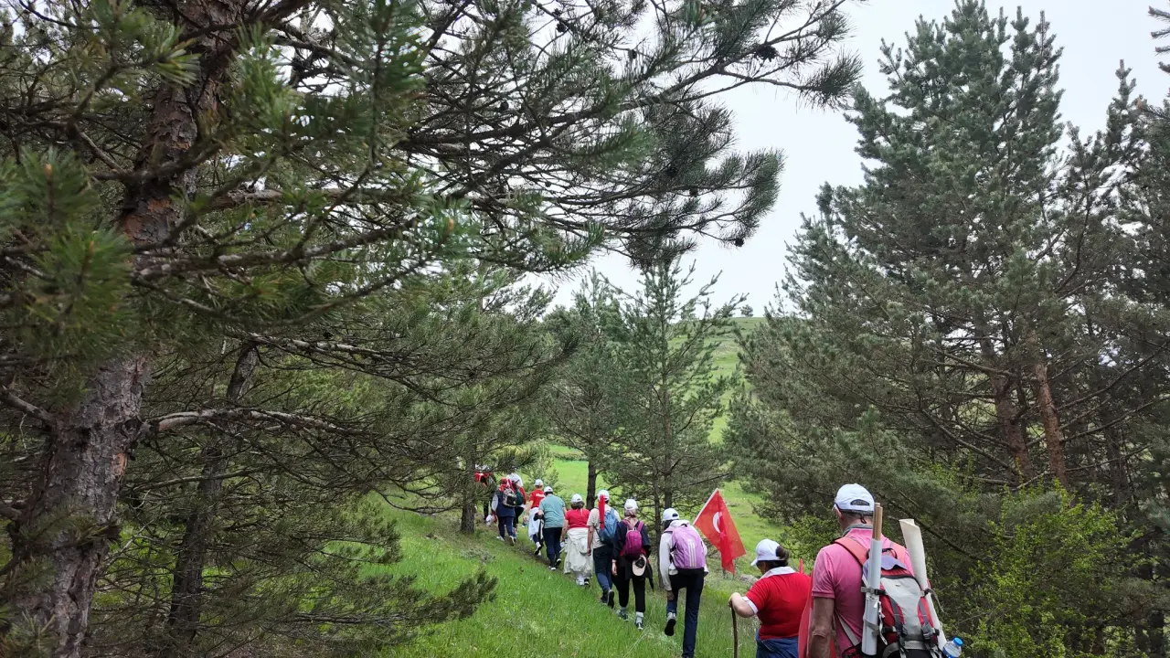 19 Mayıs’ta Kent Ormanı’nın eşsiz doğasıyla buluştular 3
