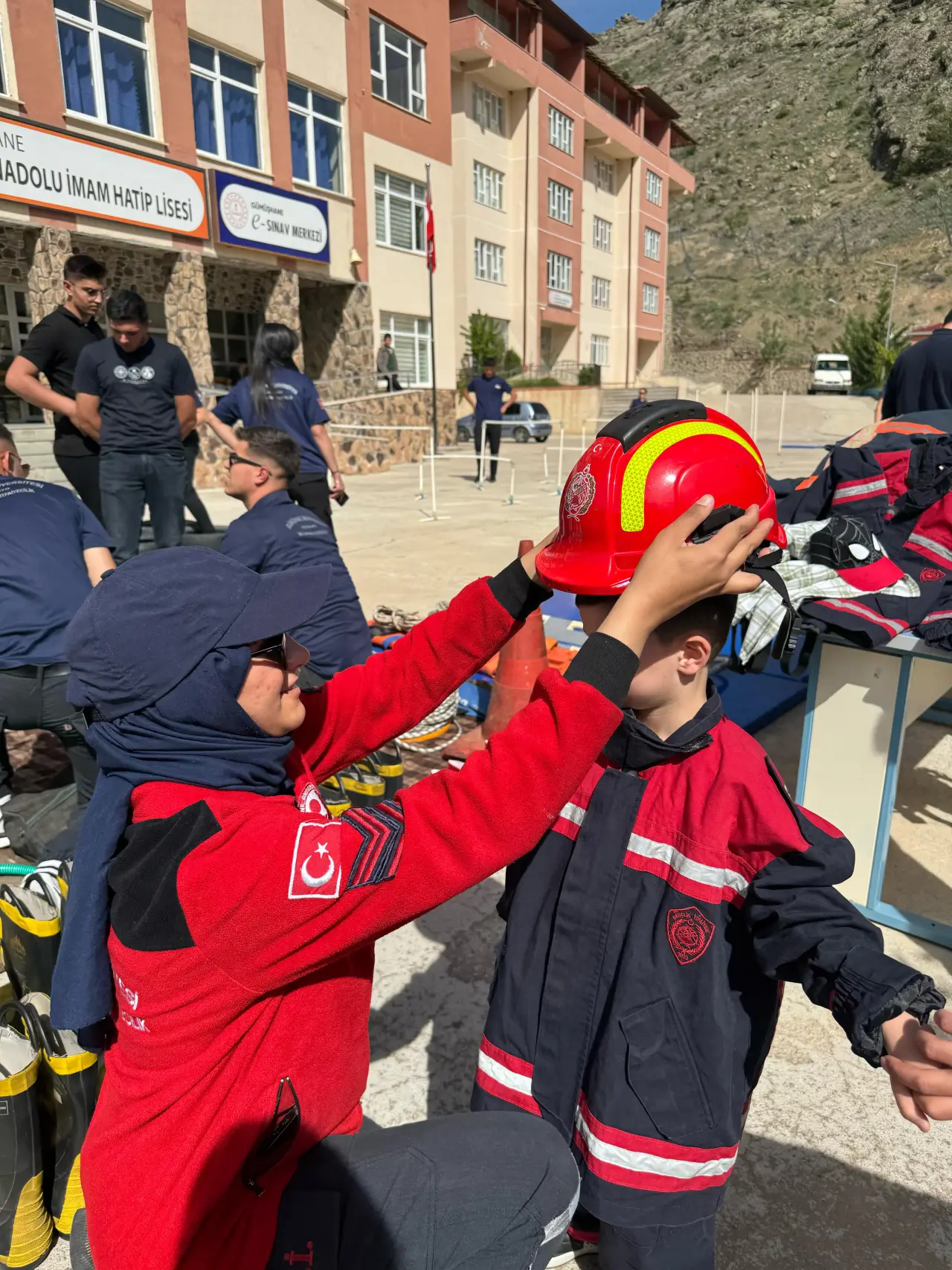 Kürtün MYO Lise Öğrencilerini İtfaiyecilikle Tanıştırdı! 1