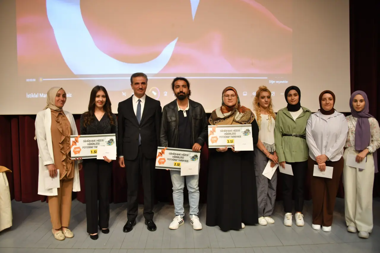 Gümüşhane’de Müzeler Günü Panel ve Sergiyle Kutlandı 4