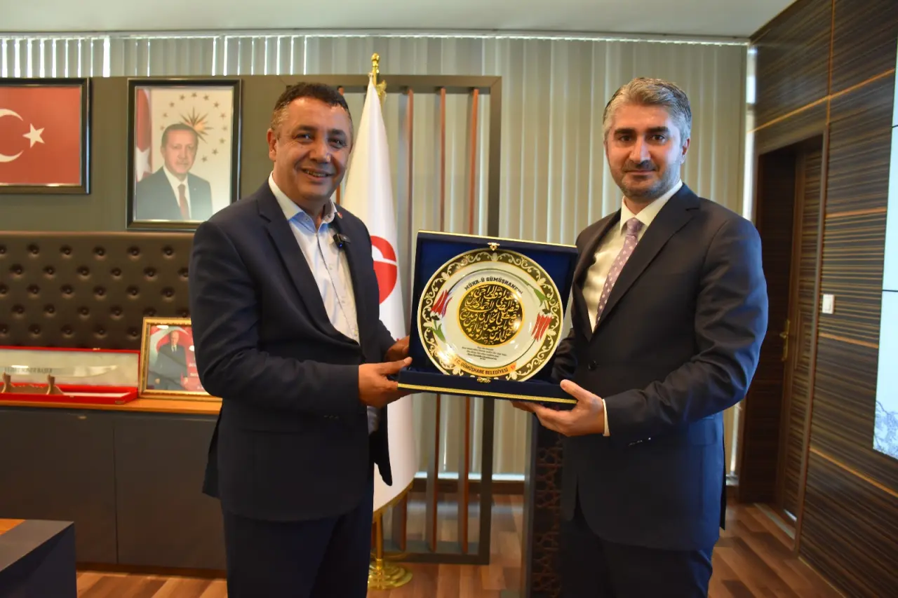 Bakan Yardımcısı Tarıkdaroğlu’ndan Gümüşhane Belediyesi’ne ziyaret 1