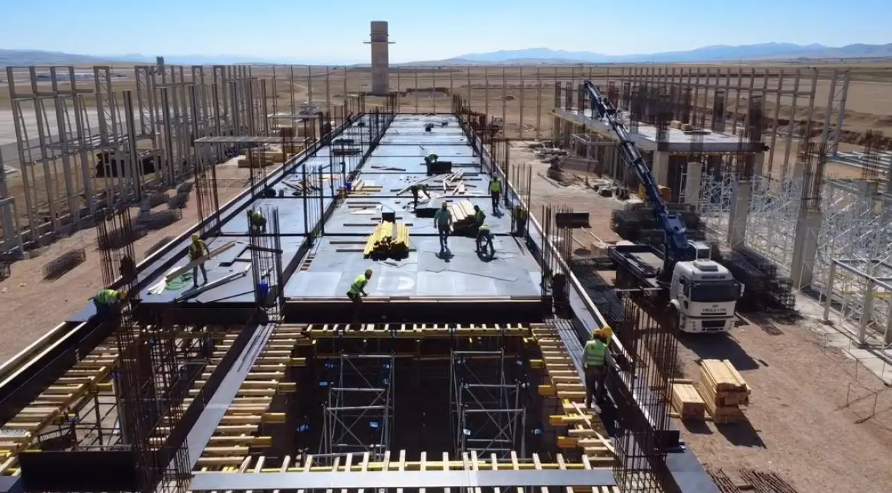 Türkiye’nin 5. bölgesel havalimanı inşaatı yükseliyor 7