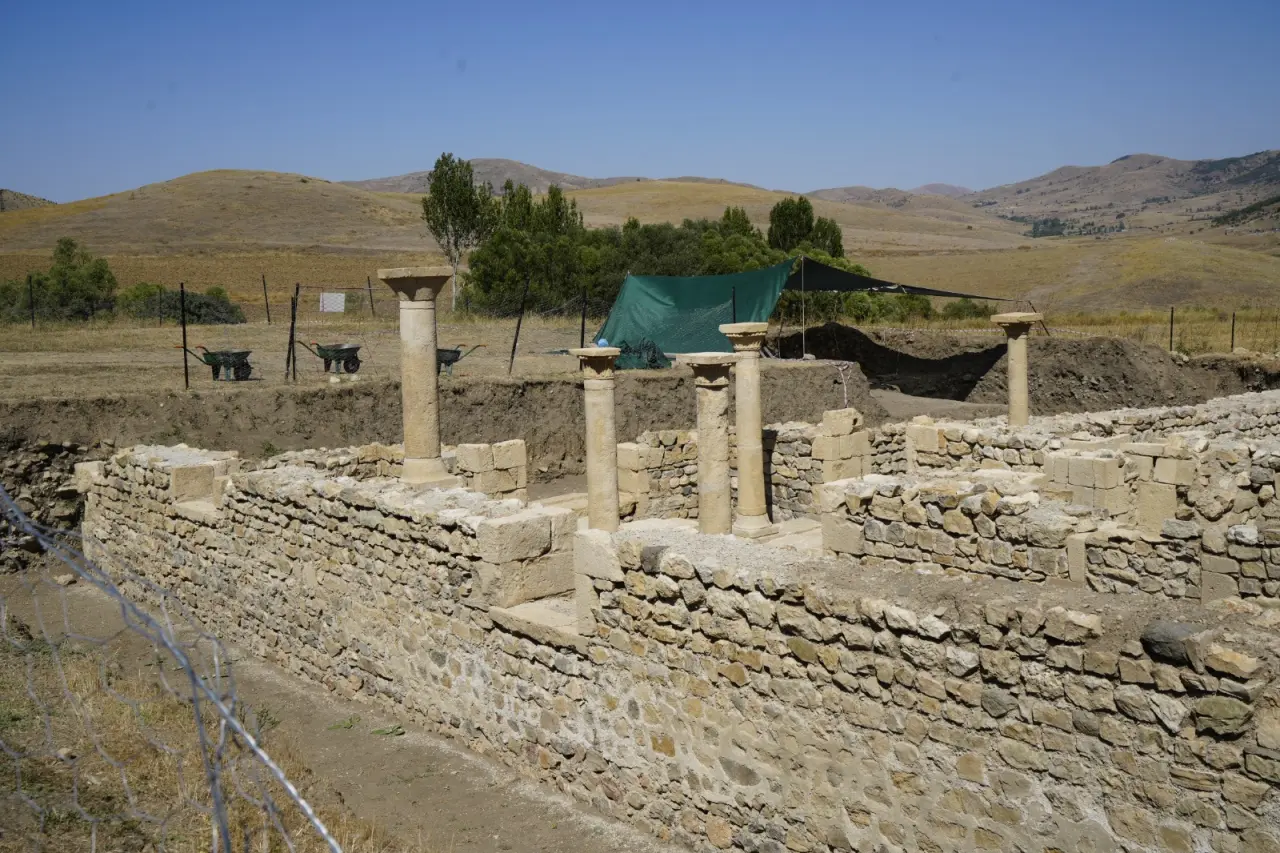 Anadolu’nun en narin kadın iskeletleri Satala’da ortaya çıktı 4