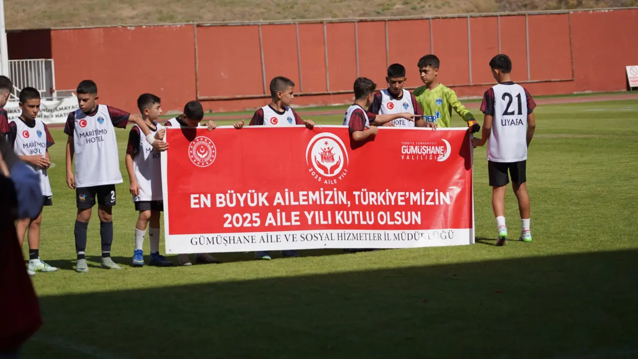 UYUFA Gümüşhane Tek Yürek Futbol Turnuvası başladı 1