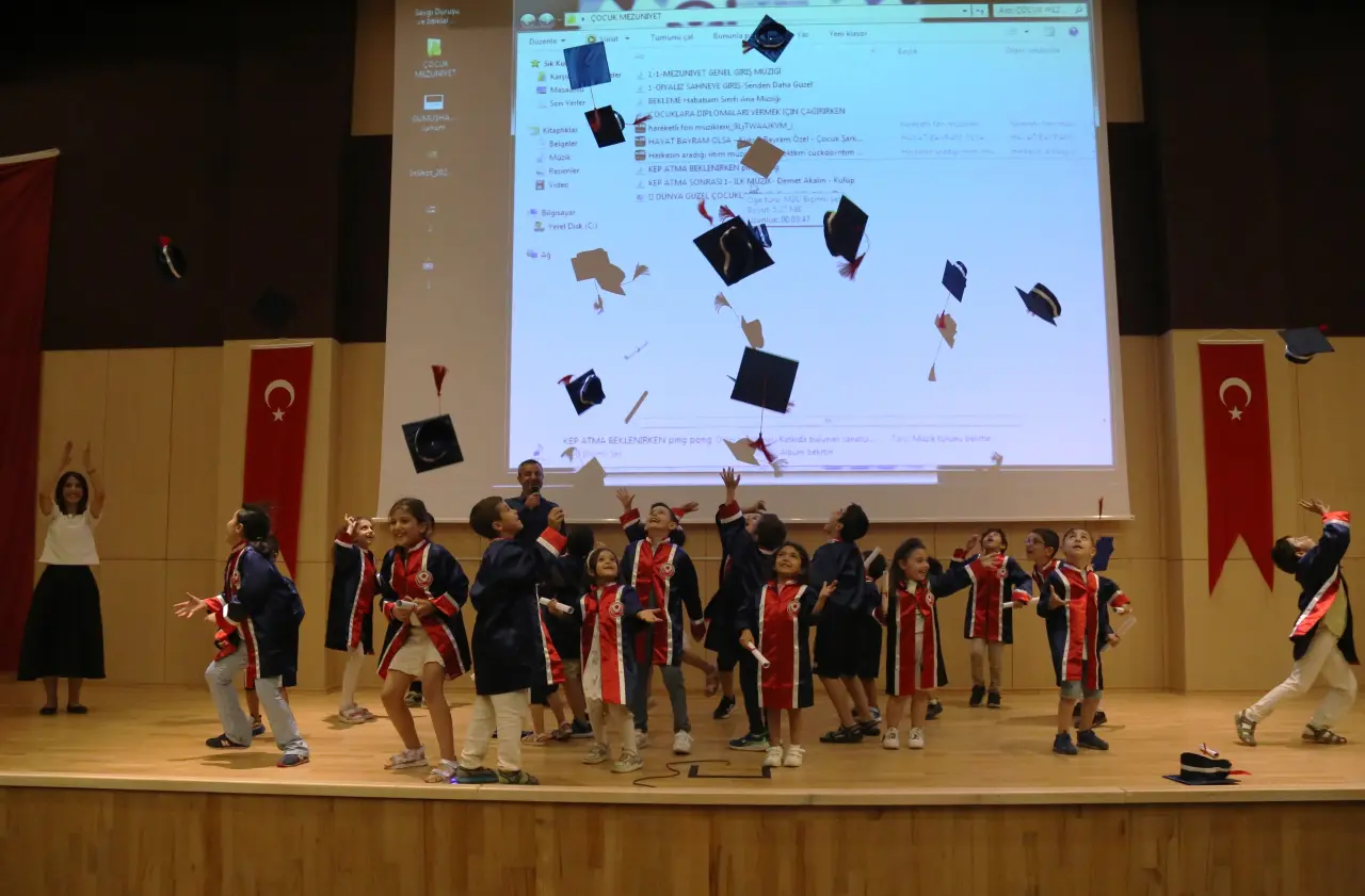 Çocuk Üniversitesi’nde ilk mezuniyet heyecanı 1