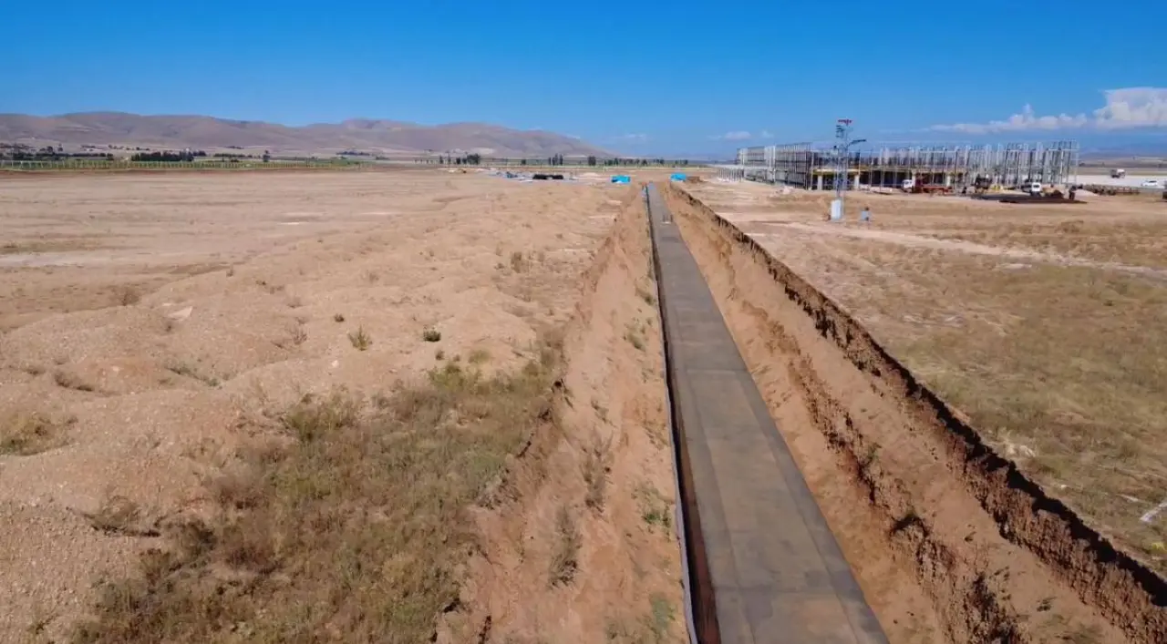 Türkiye’nin 5. bölgesel havalimanı inşaatı yükseliyor 10