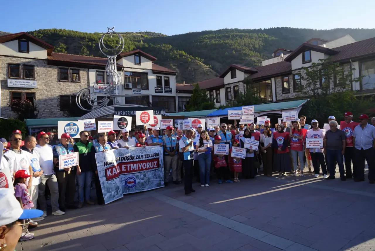 Memur-Sen Gümüşhane’den Sert Mesaj: “Yetersiz Teklife Hayır” 1