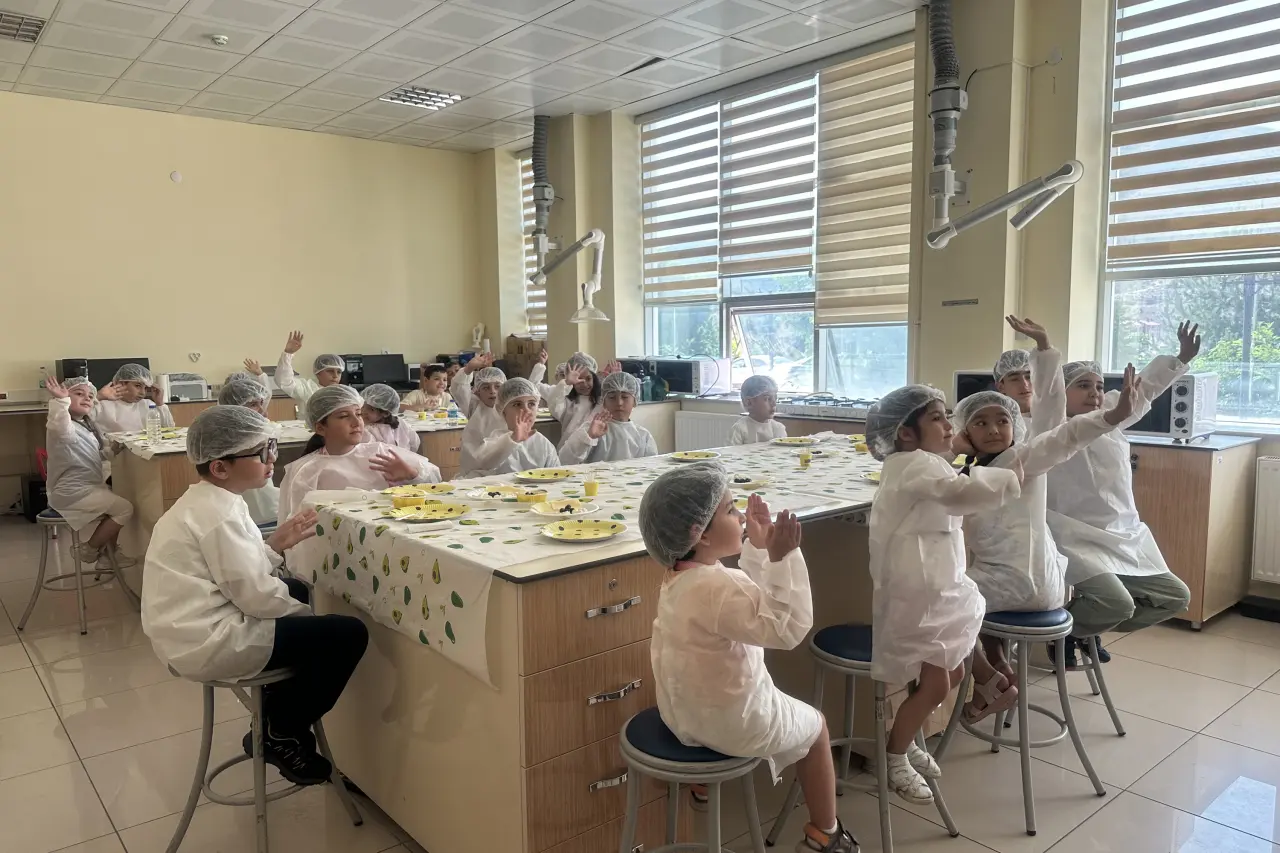 Çocuk Üniversitesi Açıldı, İlk Öğrencilerini Aldı 1