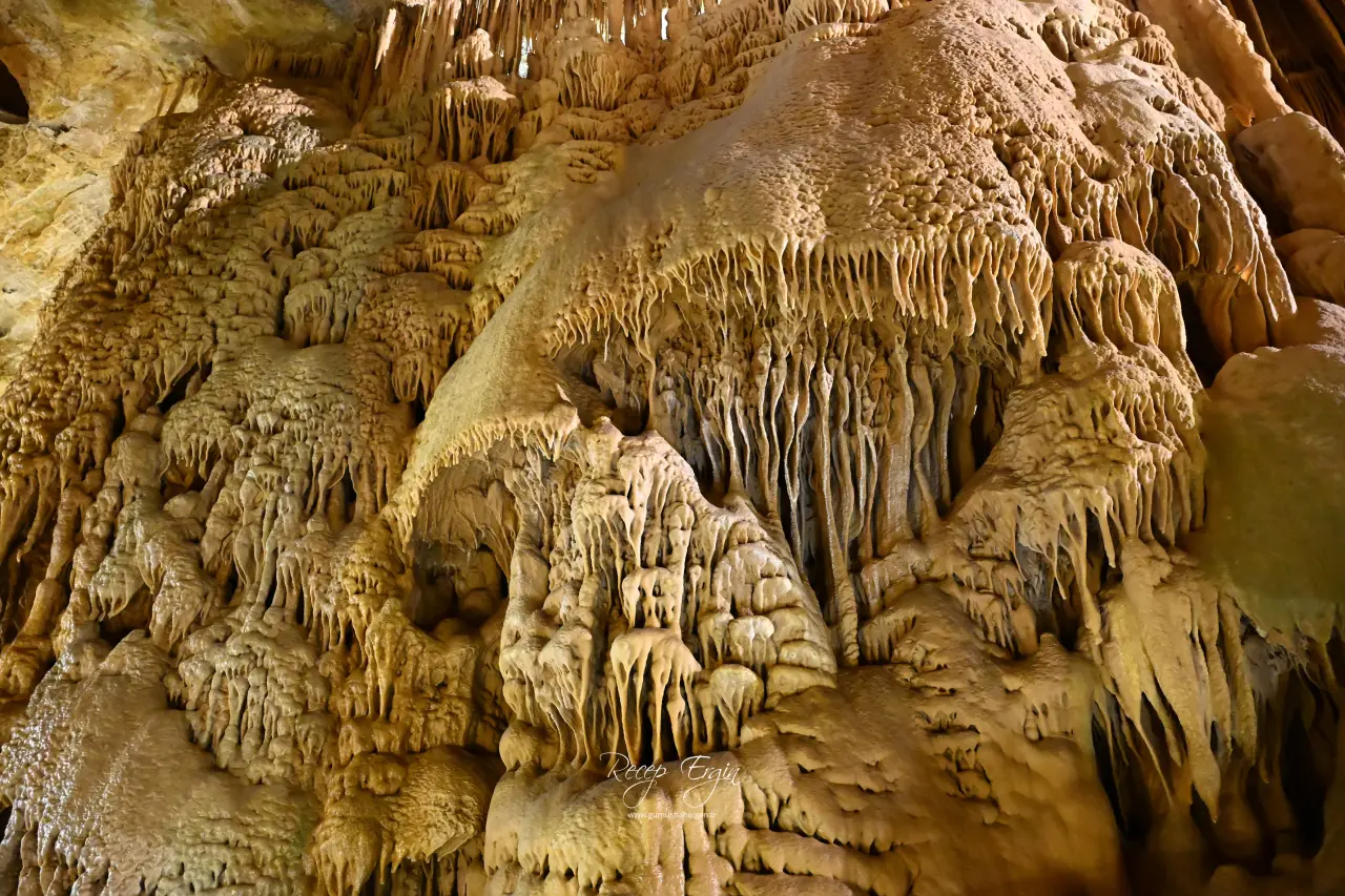 Gümüşhane'nin "Yeraltı Sarayı" 110 bin ziyaretçiyi ağırladı 13