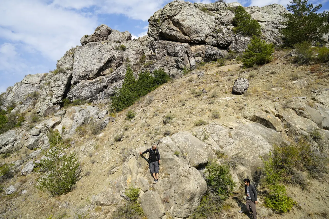 Gümüşhane’de milyonlarca yıllık deniz fosili yatağı 11