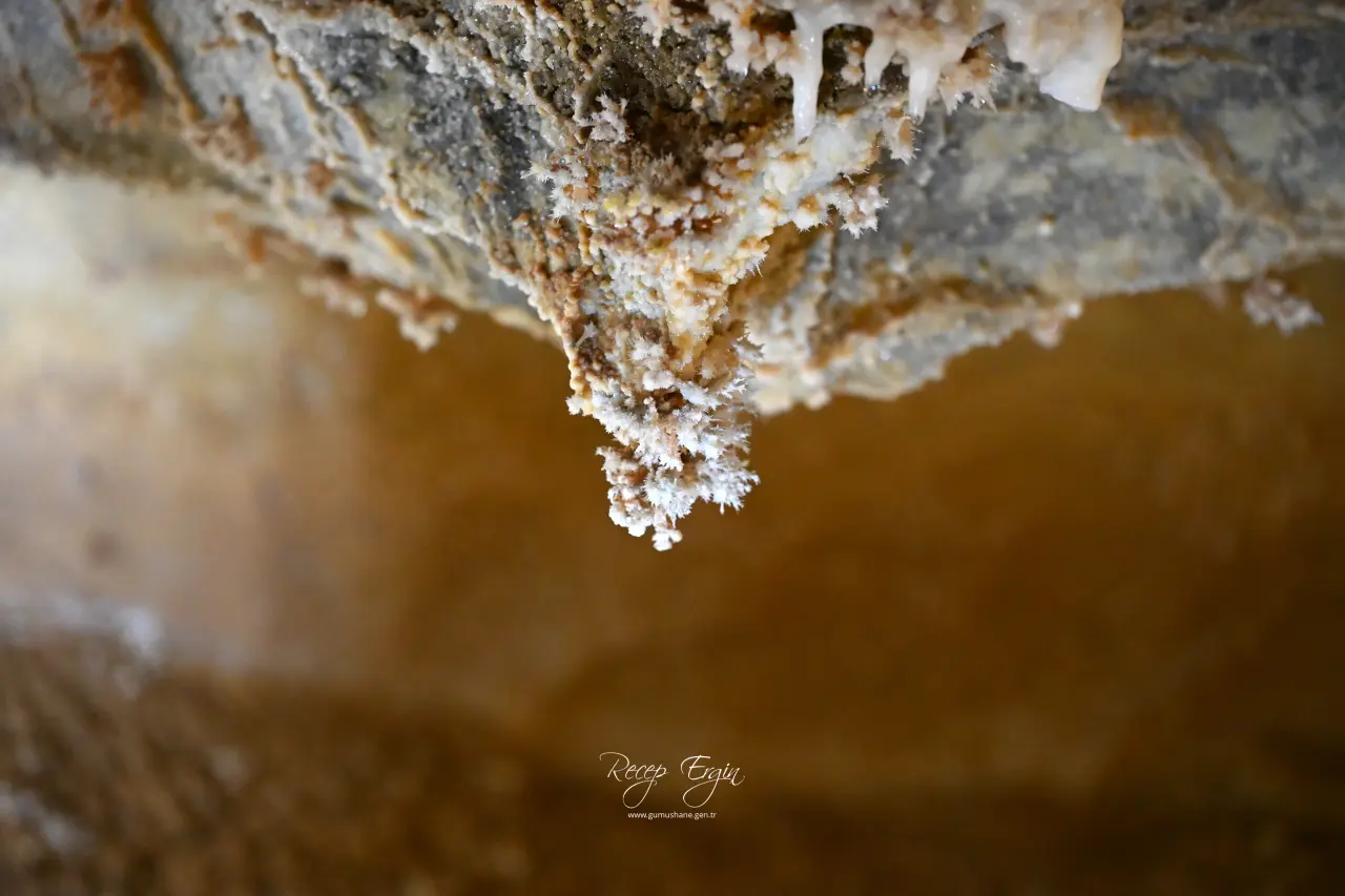 Gümüşhane'nin "Yeraltı Sarayı" 110 bin ziyaretçiyi ağırladı 25