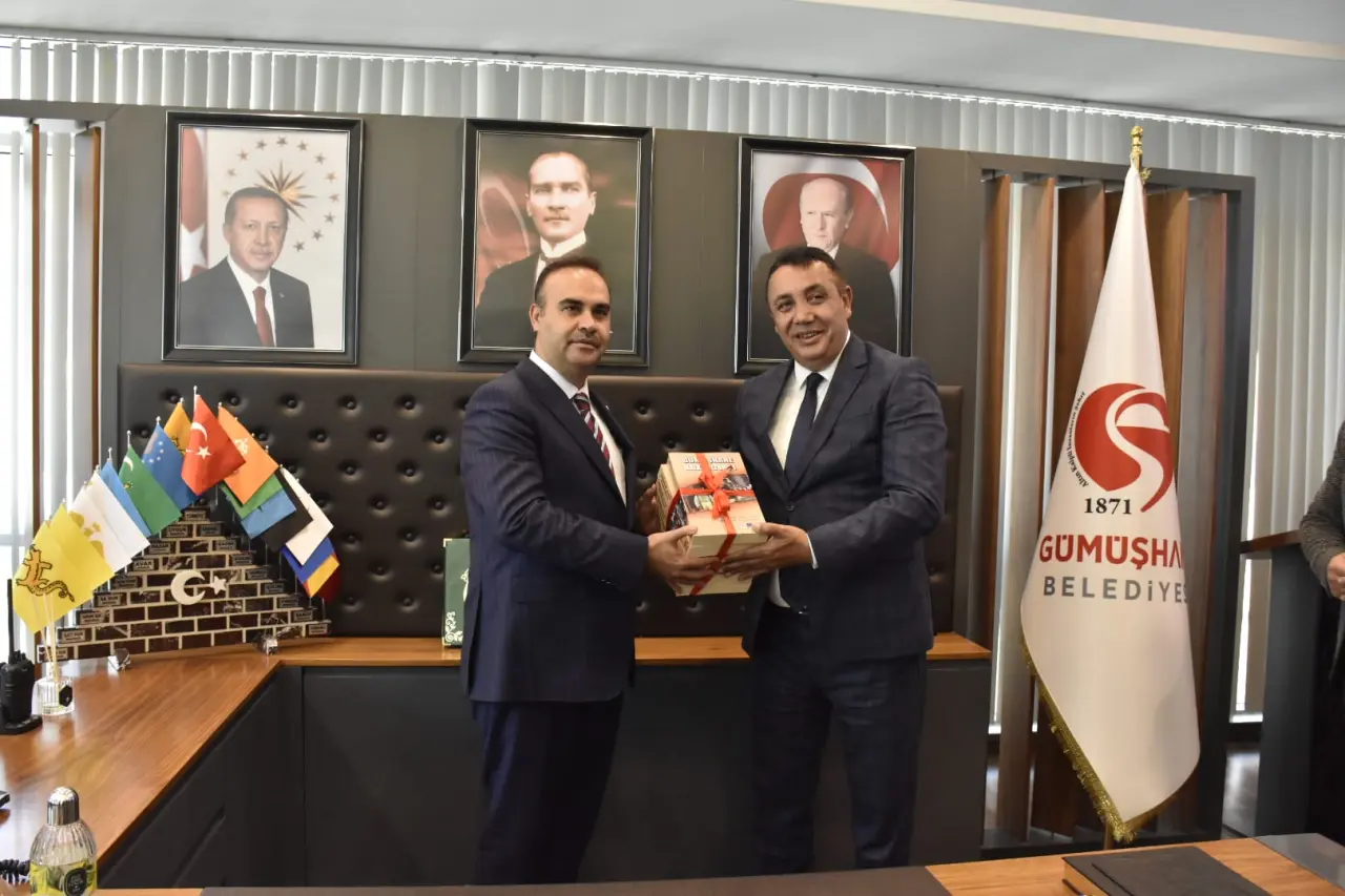 Bakan Kacır'dan Başkan Başer'e ziyaret 6