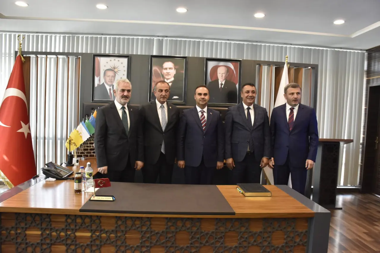 Bakan Kacır'dan Başkan Başer'e ziyaret 10