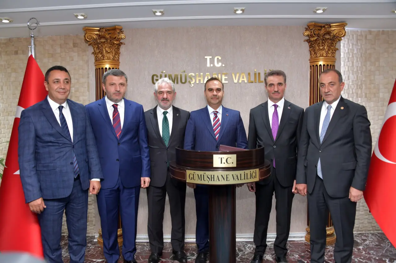 Bakan Kacır Gümüşhane'de 3