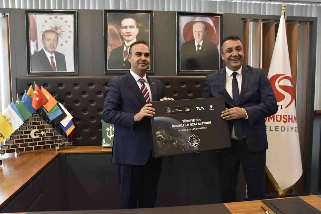 Bakan Kacır'dan Başkan Başer'e ziyaret 11