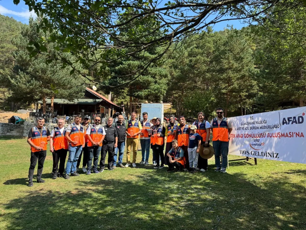 Gümüşhane’de Destek AFAD Gönüllüleri Kent Ormanında buluştu 10