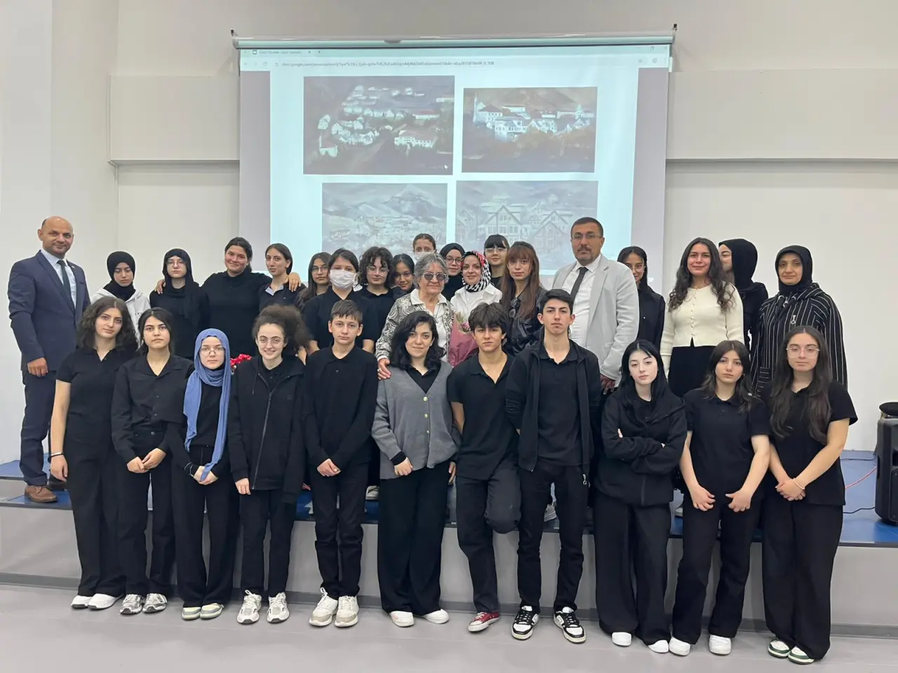 Güzel Sanatlar Lisesi’nde Ressam Güzin Arısoy Söyleşisi 5