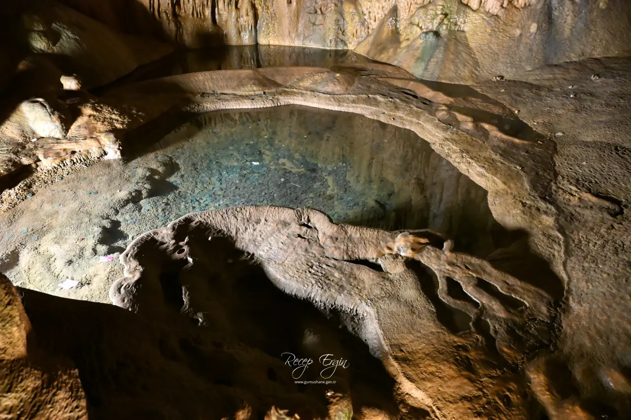 Gümüşhane'nin "Yeraltı Sarayı" 110 bin ziyaretçiyi ağırladı 17
