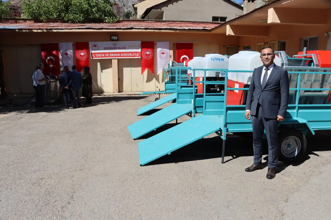 Püskürtmeli Seyyar Koyun İlaçlama Makinesi Projesi Hayata Geçti 9