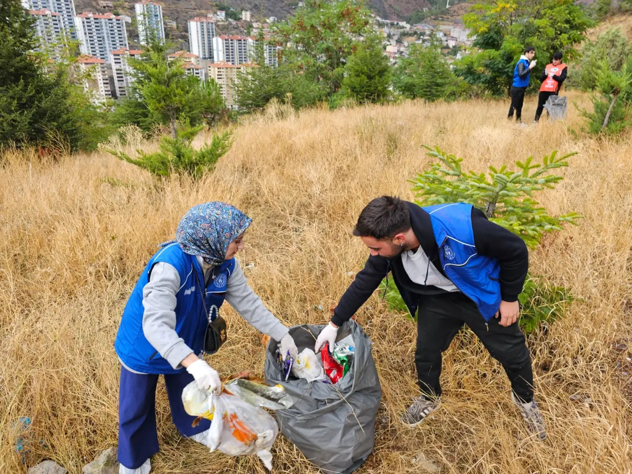 Gençlerden Örnek Davranış: Süleymaniye Mahallesi Pırıl Pırıl! 6