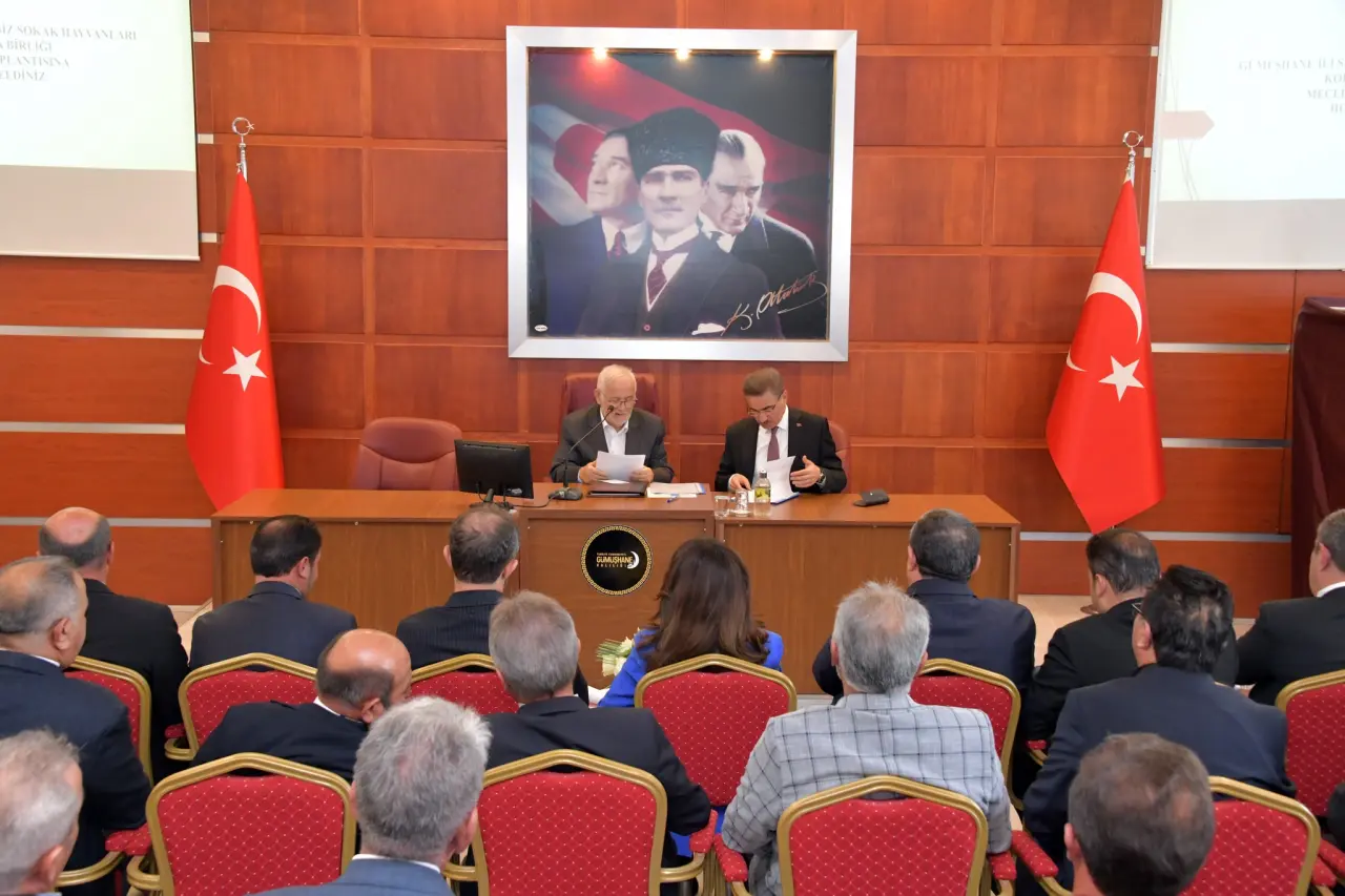 Gümüşhane’de Sahipsiz Hayvanları Koruma Birliği ilk toplantısını yaptı 5