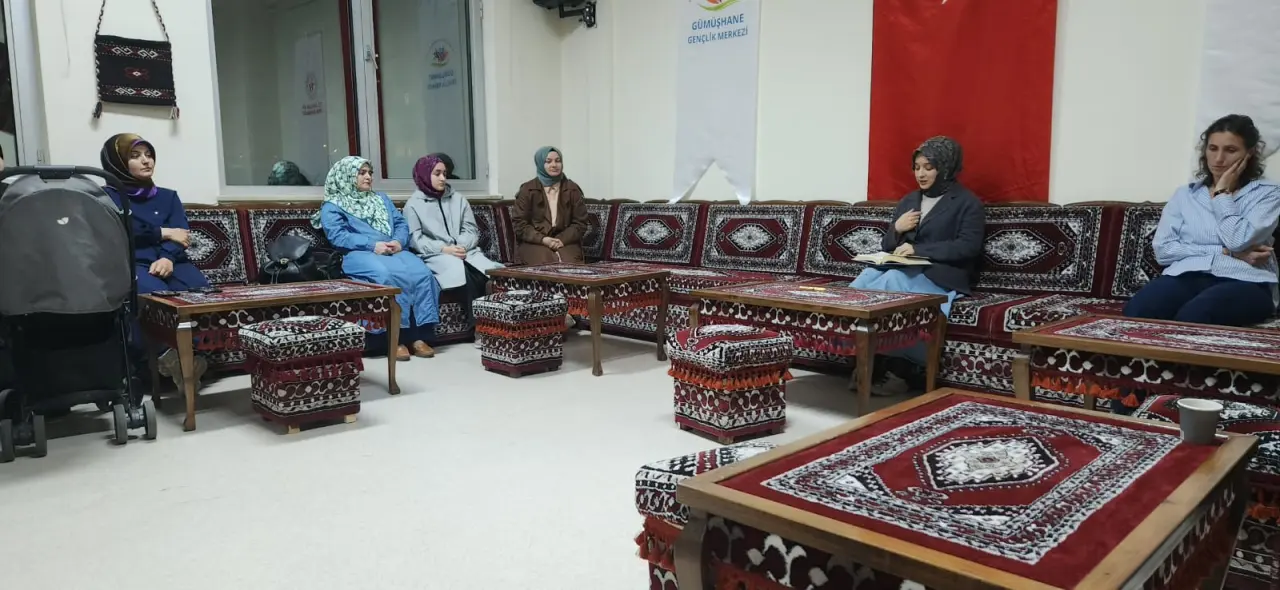 Klasik Metin Okumaları ve Üniversite-Şehir Buluşmaları İlgi Gördü 3