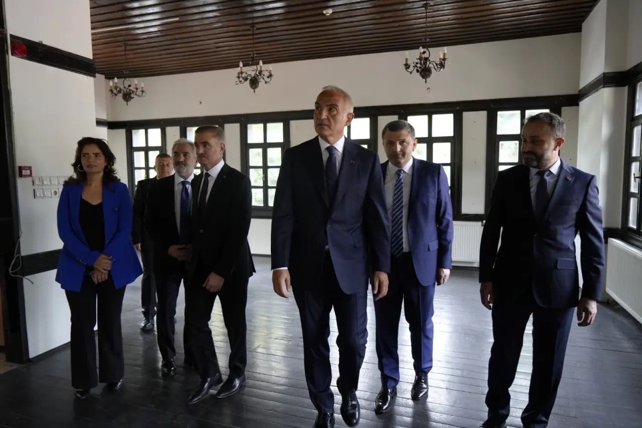 Kültür ve Turizm Bakanı Mehmet Nuri Ersoy Gümüşhane’de 10