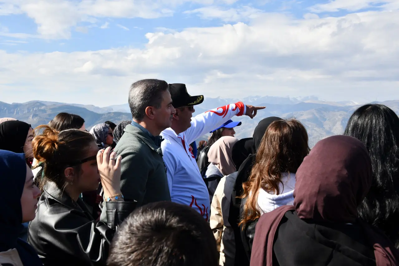 Gümüşhane’nin eşsiz sonbahar manzarasında gençlik buluşması 6