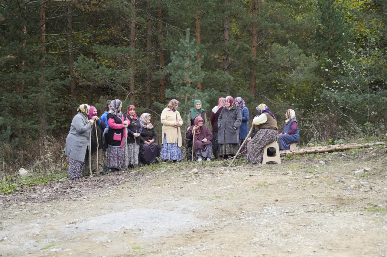 Köylü kadınların kararlılığı maden aramasını durdurdu 5