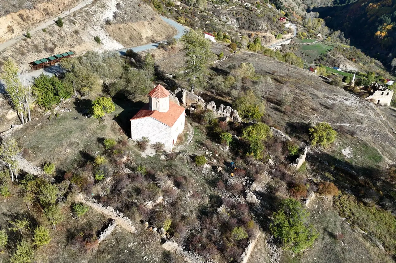 Gümüşhane’de 675 yıllık tarih sonbahar renkleriyle buluştu 35