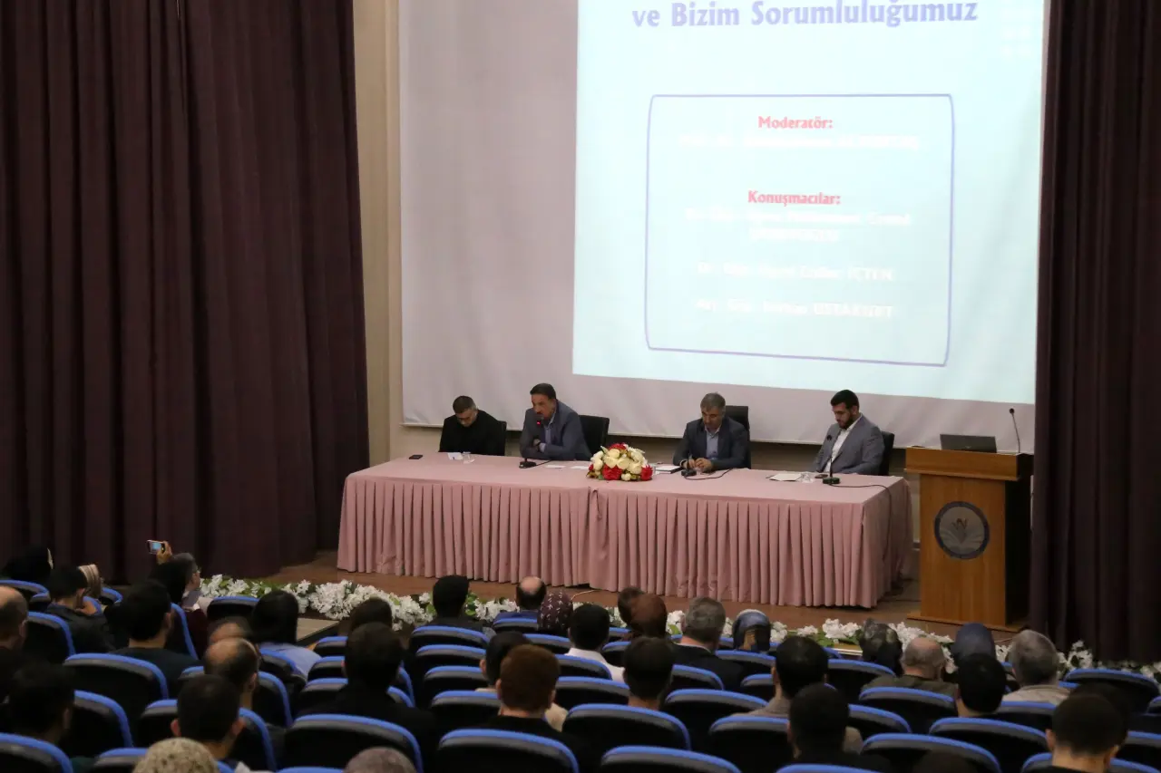 Gümüşhane Üniversitesi'nde Gazze Paneli: “Küresel Vicdan ve Bizim Sorumluluğumuz” 4