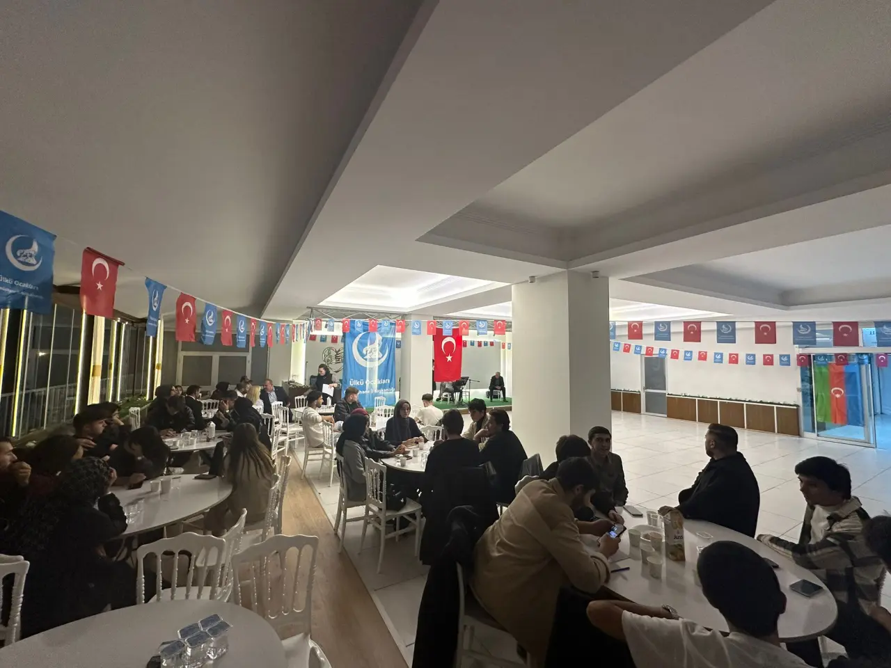 Ülkü Ocaklarından üniversite öğrencilerine coşkulu karşılama 16