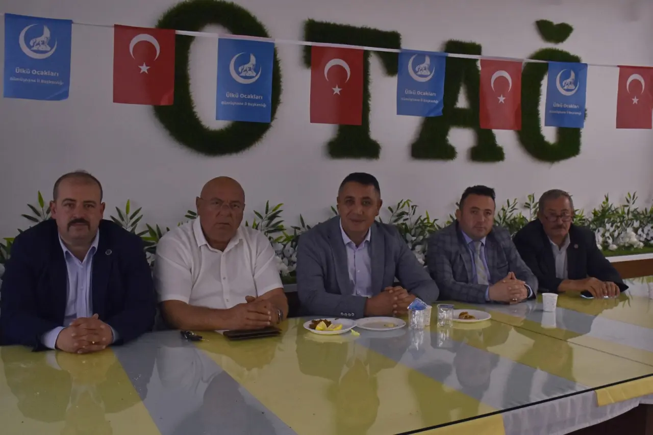 Ülkü Ocaklarından üniversite öğrencilerine coşkulu karşılama 4