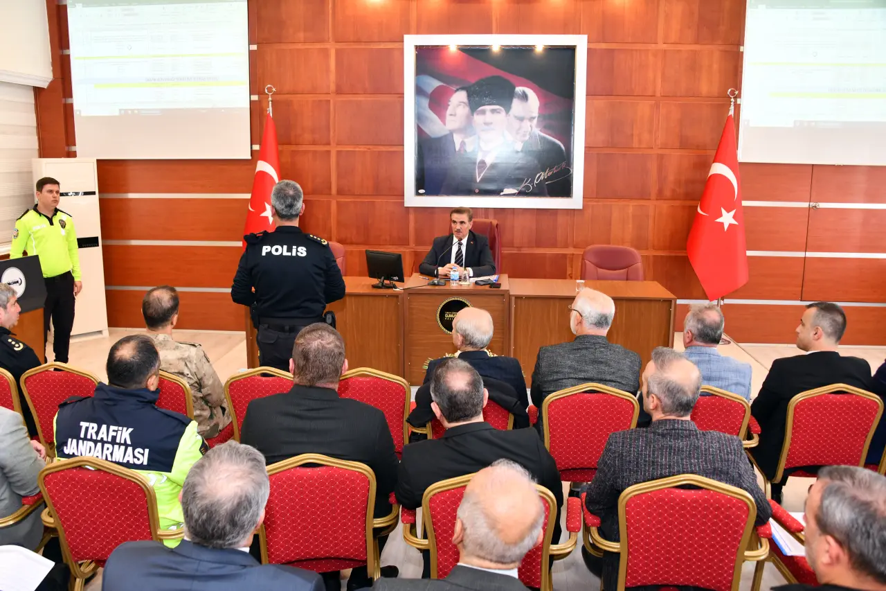 Gümüşhane'de trafik kazalarına karşı hedef: 2050'de sıfır can kaybı 8