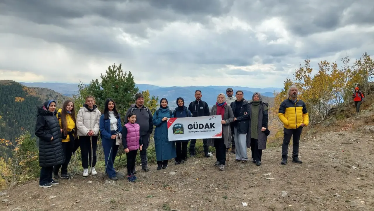 GÜDAK’tan Sonbaharın Renkleriyle Dolu Bir Doğa Yürüyüşü 17