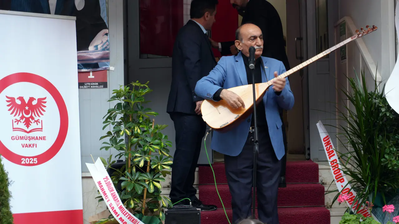 Gümüşhane Vakfı kapılarını açtı 1