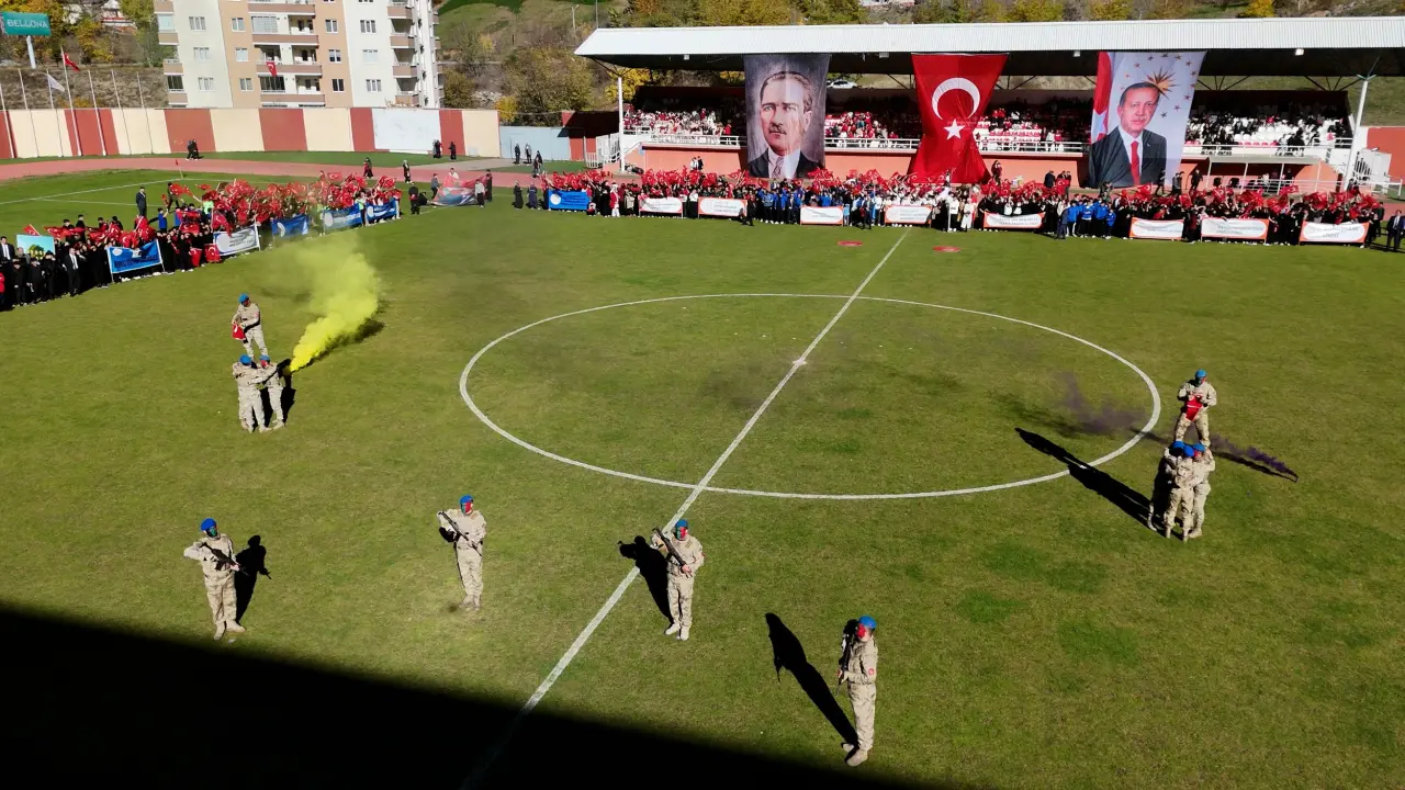 Cumhuriyet’in 102. Yılı Gümüşhane’de coşkuyla kutlandı 19