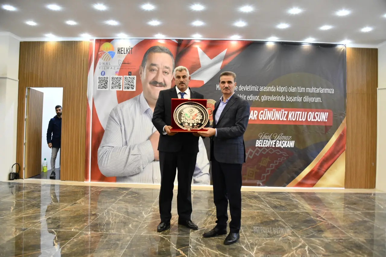 Vali Baruş'tan Muhtarlara Güçlü Mesaj: "Devletin Gören Gözü, Duyan Kulağısınız" 6