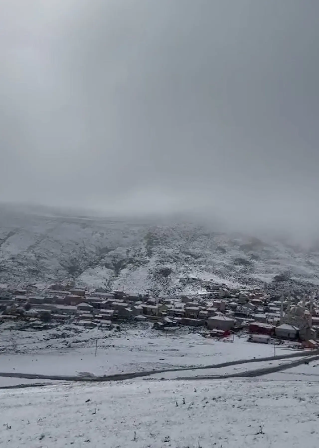 Kazıkbeli Yaylası beyaza büründü! Kış manzarası kartpostallık görüntülerle geldi 5