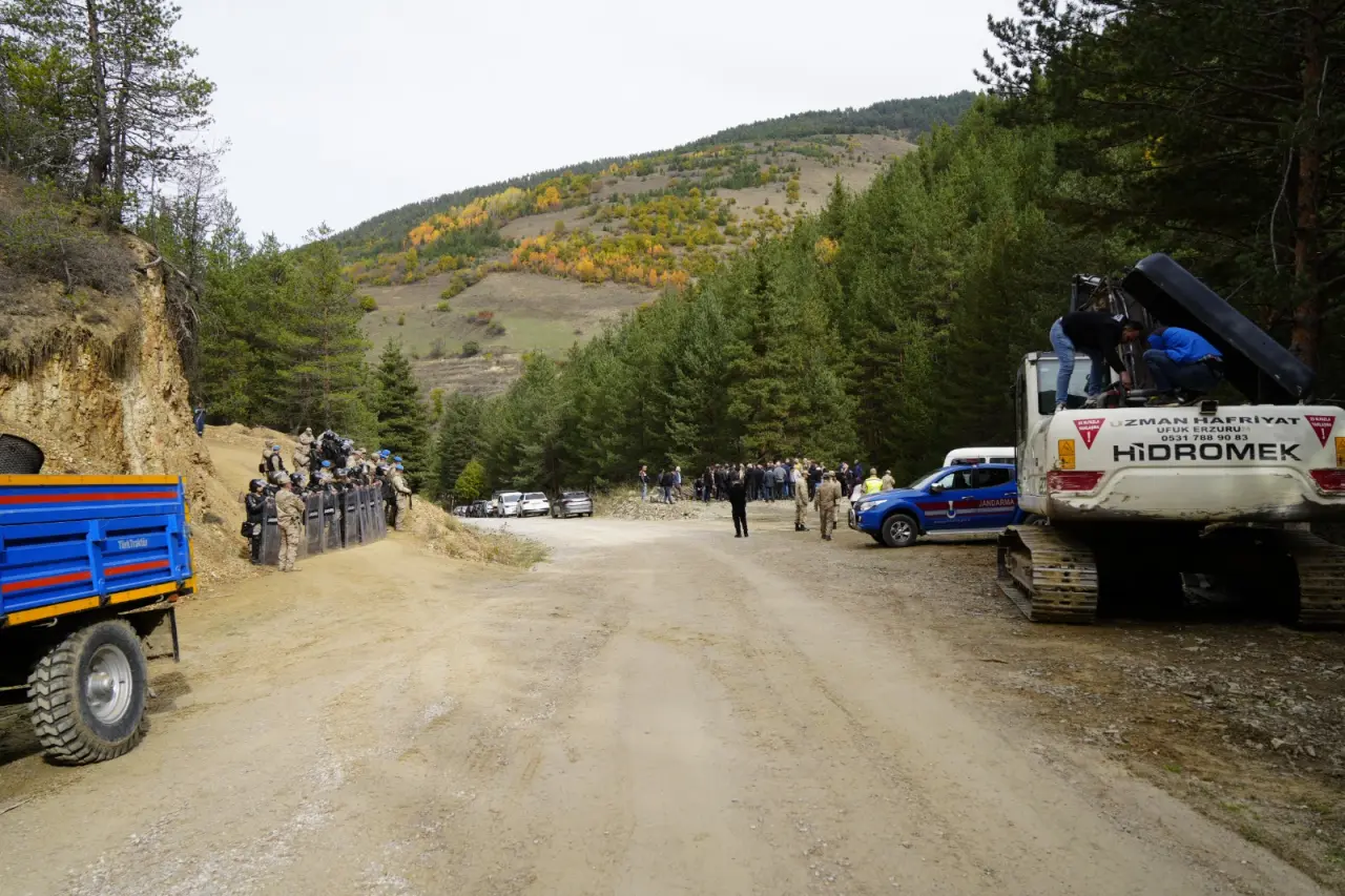 Köylü kadınların kararlılığı maden aramasını durdurdu 2