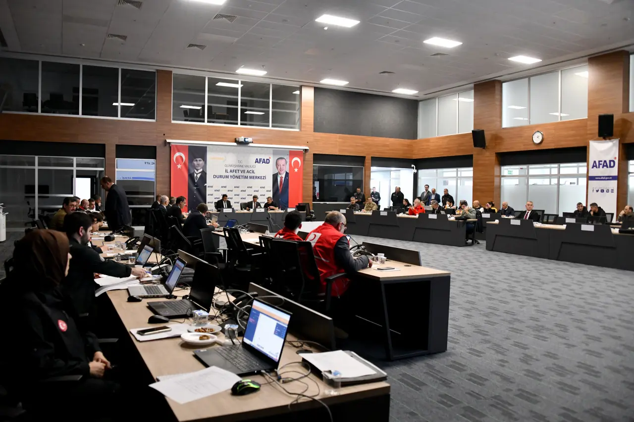 Gümüşhane'de gerçeğini aratmayan deprem tatbikatı 2