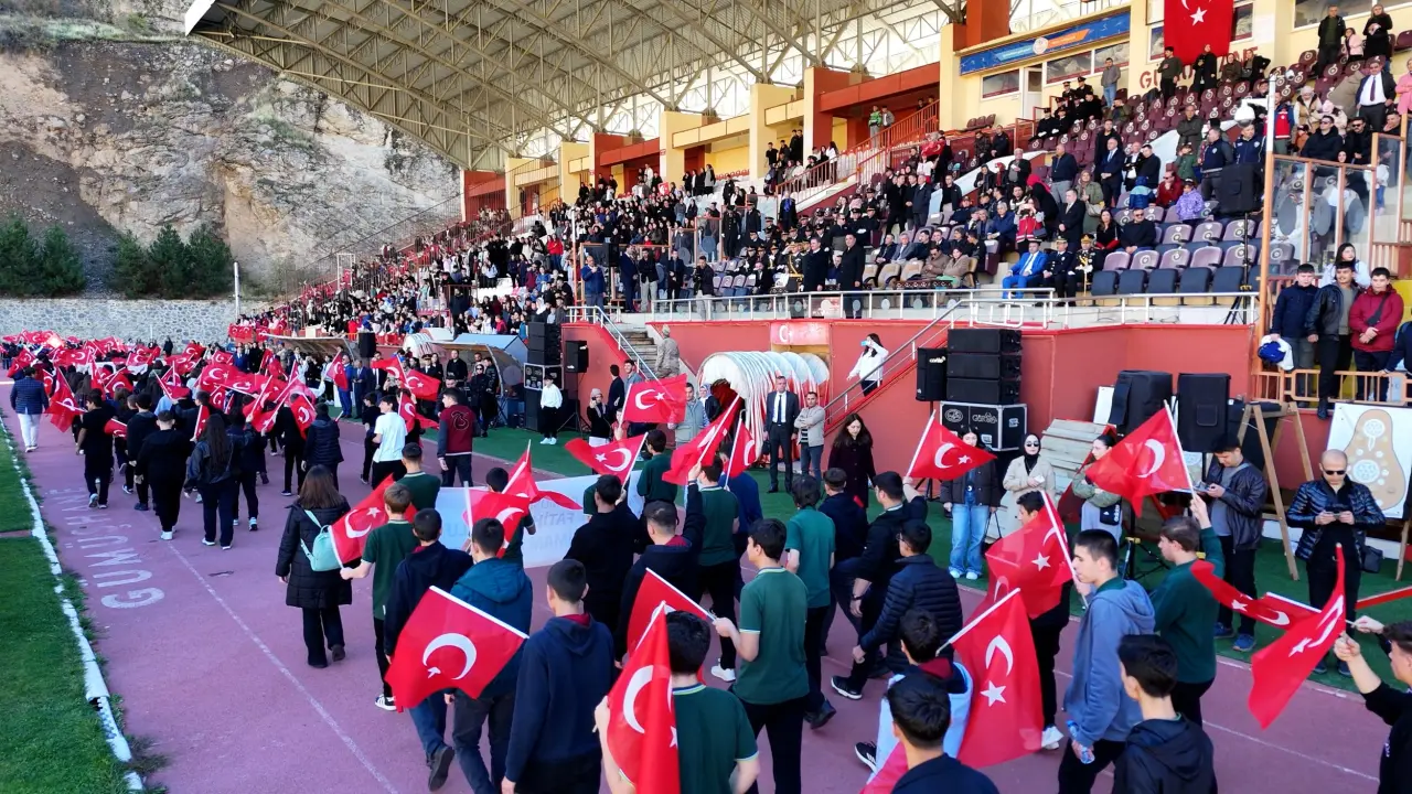 Cumhuriyet’in 102. Yılı Gümüşhane’de coşkuyla kutlandı 28