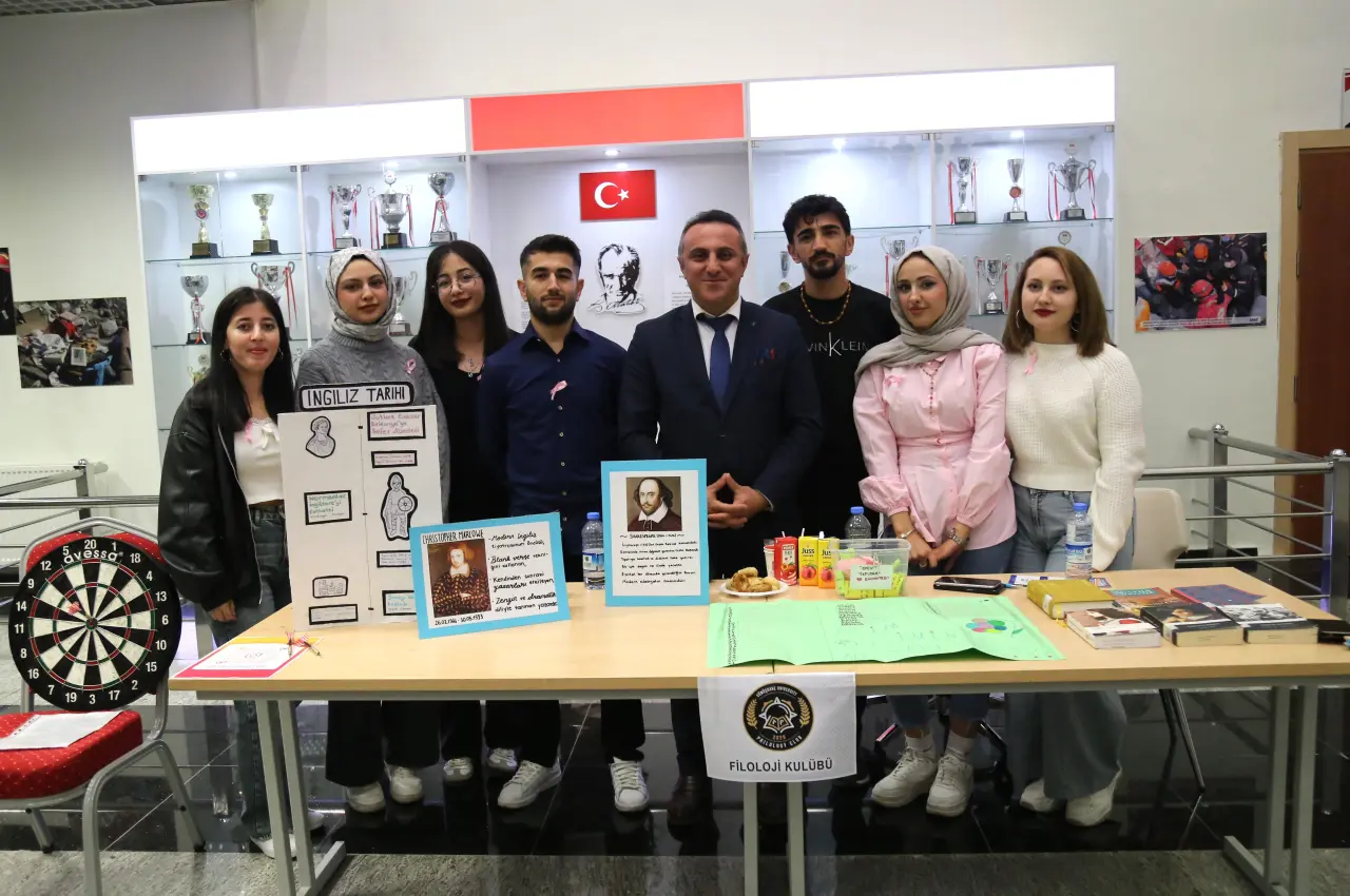 GÜ’de UNIDES projeleri şenliği gerçekleştirildi 19