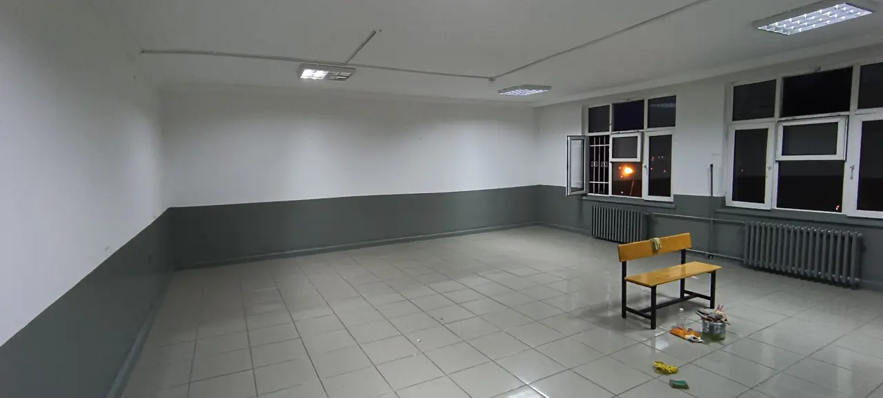 Gümüşhane'de Destek AFAD Gönüllüleri öğrenciler için sınıf boyadı 21