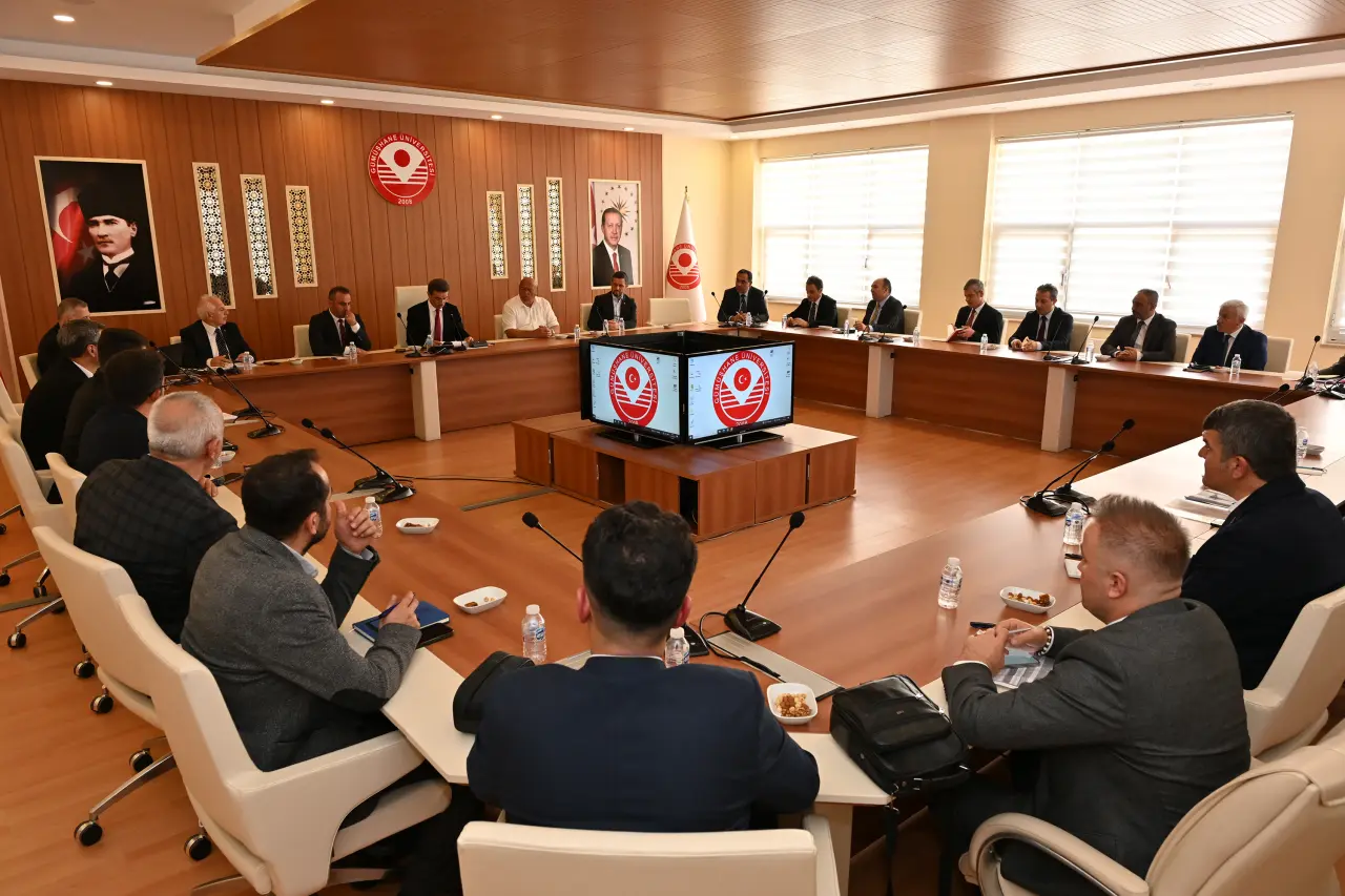 SANTEK 2025’te Gümüşhane’nin Teknoloji Geleceği Konuşuldu 5