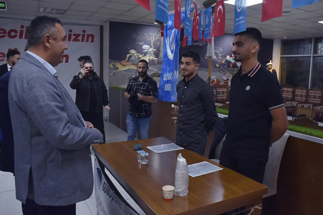 Ülkü Ocaklarından üniversite öğrencilerine coşkulu karşılama 6