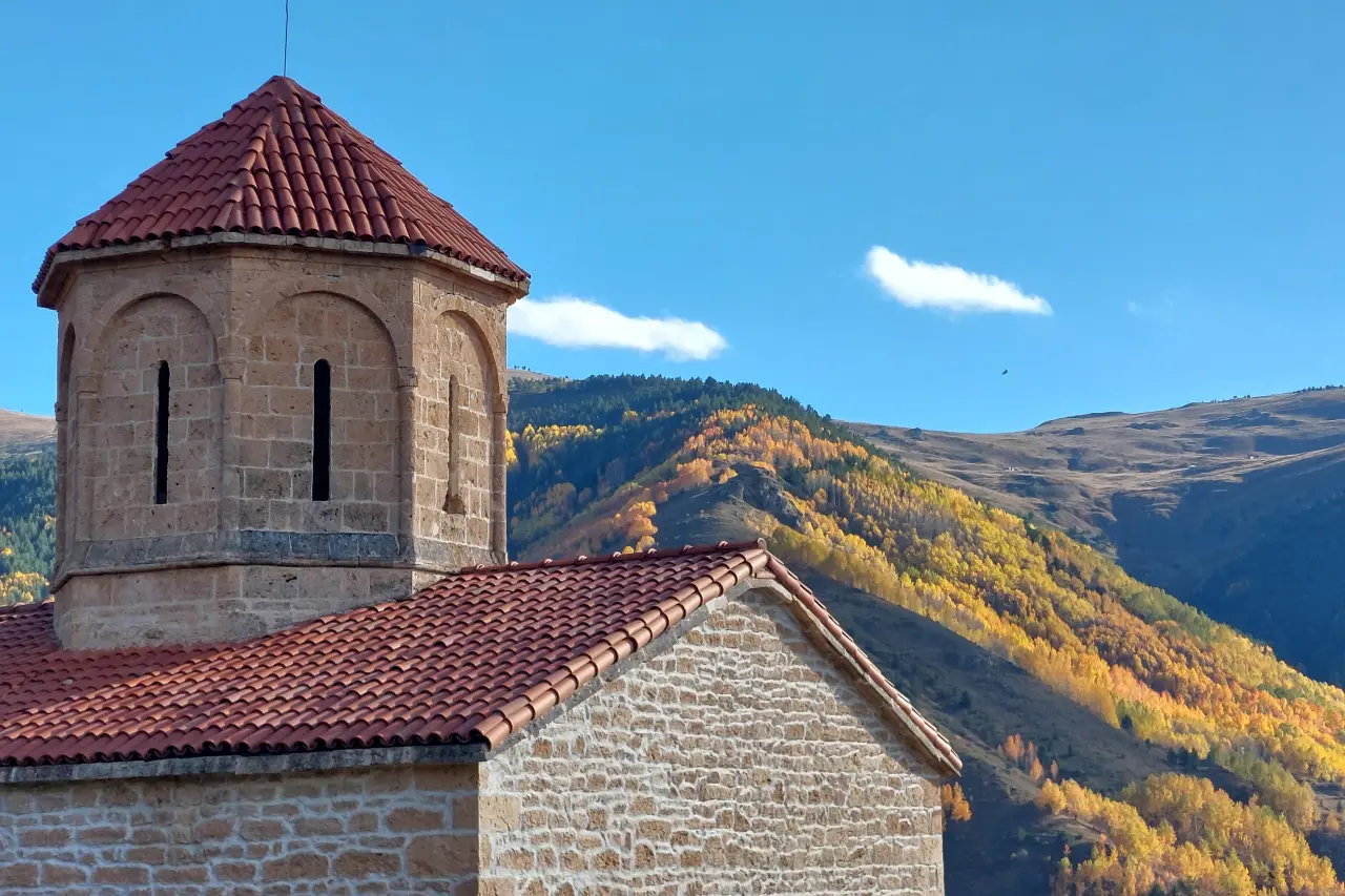 Gümüşhane’de 675 yıllık tarih sonbahar renkleriyle buluştu 7