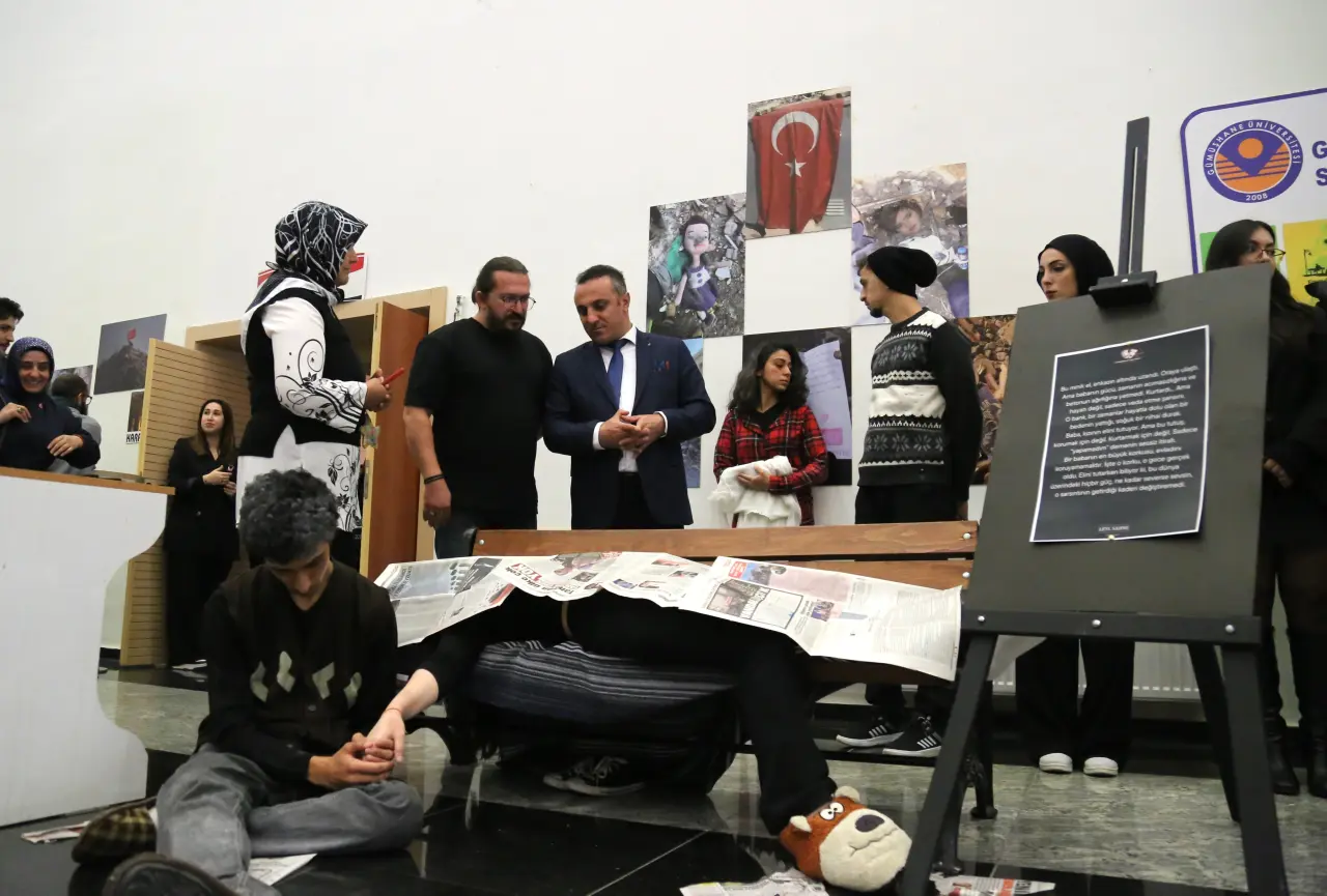 GÜ’de UNIDES projeleri şenliği gerçekleştirildi 8